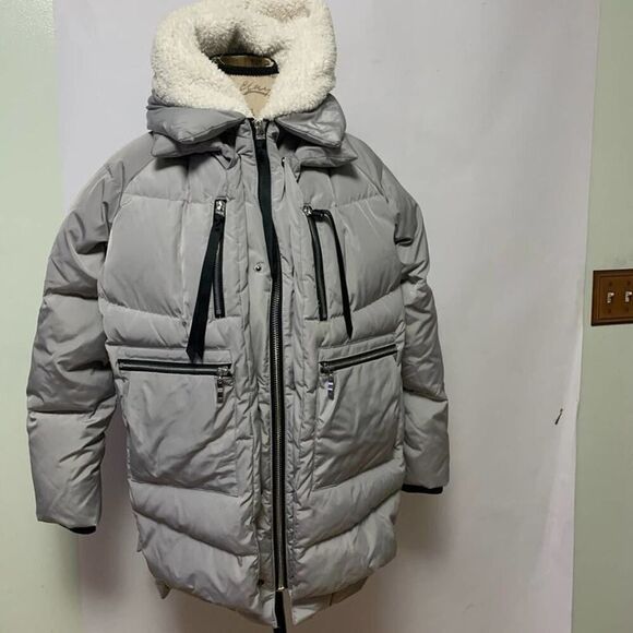 NWOT OROLAY DUCK DOWN PUFFER WINTER JACKET SZ S - Picture 3 of 15